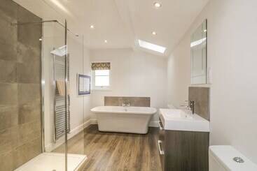 بيت ريفى Roselea