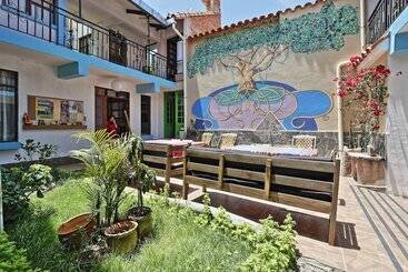 The Celtic Cross   Hostel