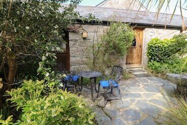 茅舍 Trevenning Chapel