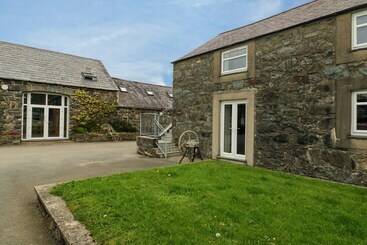 بيت ريفى Dinas