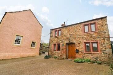 Elm Cottage