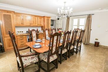 קוטג'' Hillside Farm