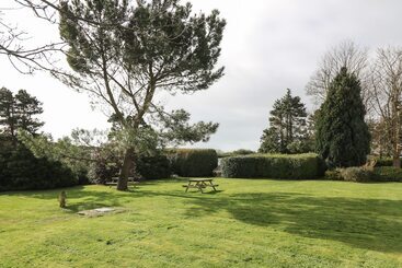 קוטג'' Muriau Park