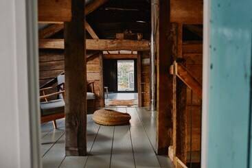 بيت ريفى The Hayloft