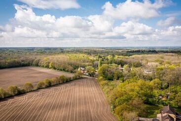 קוטג'' Broadleaf Lodge