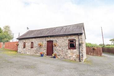 茅舍 Bwthyn Ty Newydd