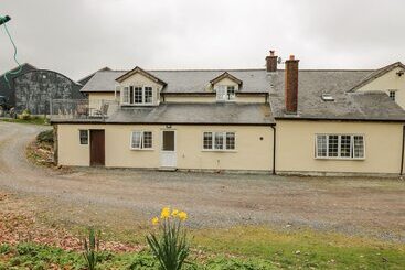 Cefn Cottage