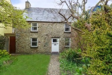 بيت ريفى Court House