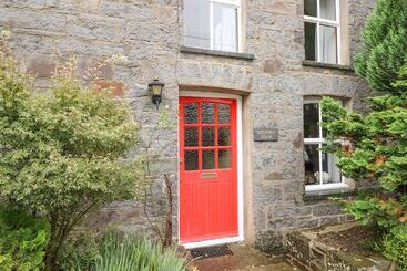 コテージ Derwen Villa