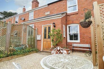 קוטג'' Little Noo