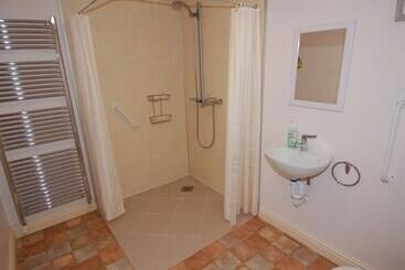 Сельский дом The Barn