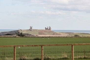 بيت ريفى West Gate