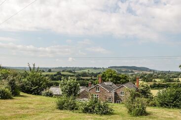 קוטג'' Wheelbarrow Castle