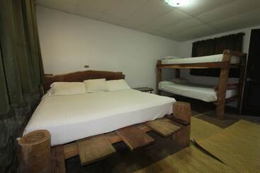 فندق Atlakamani Surfing Resort