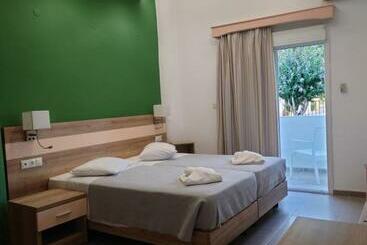 בית מלון כפרי Ifigenia