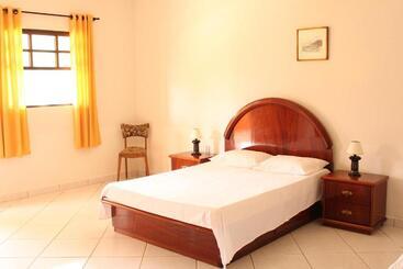 교외 호텔 Fazenda Pousada Cachoeira Do Flávio