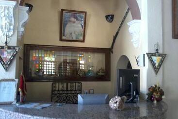 پانسیون Rochers Peints