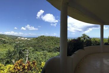 Majatalo Villa Pina By Hostelsmates