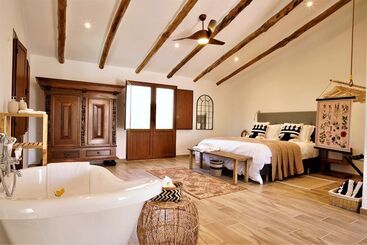 تختخواب و صبحانه El Amparo