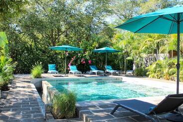 住宿加早餐  Tee K Lodge