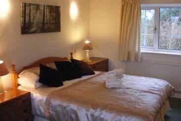 Сельский дом Cherry Tree Lodge