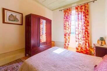 بيت ريفى Confortable Countryside House