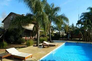 فندق Cabañas Altos De Artalaz