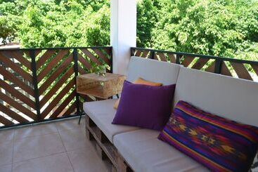 هتل Nao Beach House