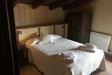 فندق Rural La Muralla De Ledesma