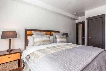 酒店 Village 2230 White Mountain Lodge