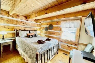 کلبه Olde Tyme Way Cabins 3526