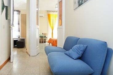 مبيت وإفطار Lavikarooms