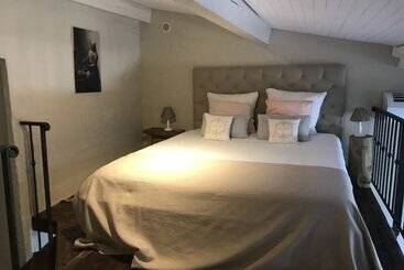 Bed and Breakfast Residence Le Mouron Rouge