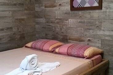 פונדק Chillout House