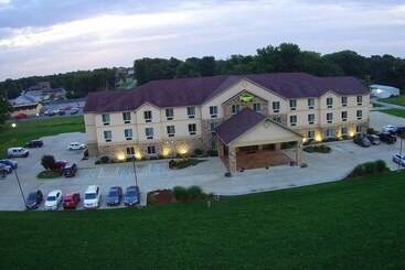 酒店 Country View Inn & Suites