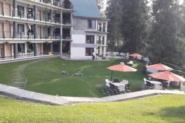 هتل Summer Retreat