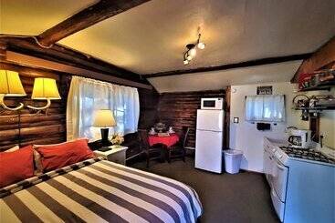 بيت ريفى Log Cabin Motel
