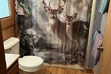 کلبه Misty Creek Log Cabins