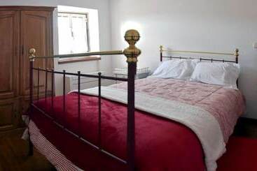 بنسيون Casas Do Adro