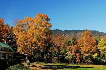 تختخواب و صبحانه Beaver Pond Farm Inn