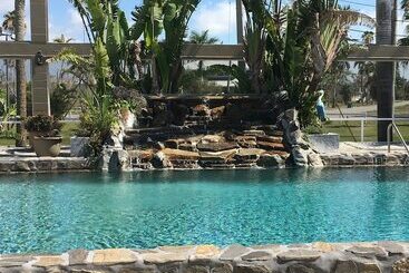 فندق Rod And Gun Club