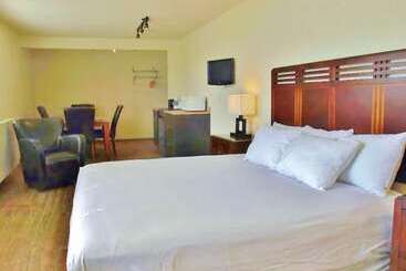 מוטל Grande Mountain Lodge