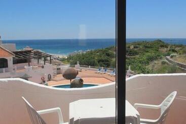 아파트호텔 Salema Praia Club