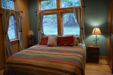 بيت ريفى Copper Creek Inn At Mt Rainier