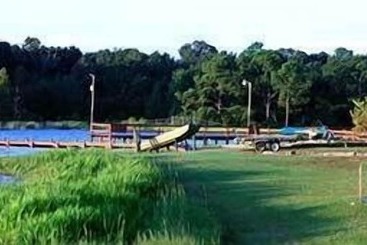 فندق Twin Lakes Camp Resort