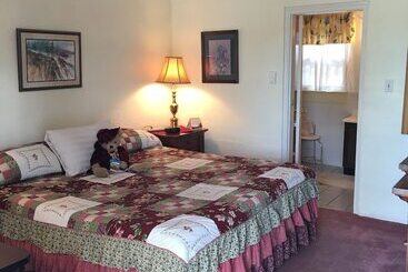 Мотель Black Bear Inn