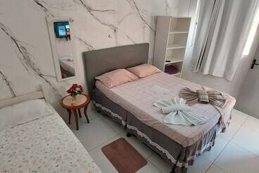 פנסיון Guest House Palmeiras