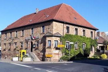 בית מלון כפרי Alte Post Neuses