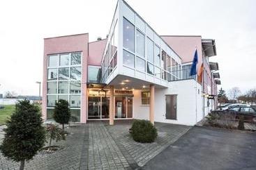 호텔 An Der Waldstraße