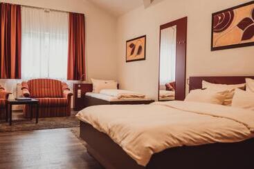 酒店 Gutshof Herborn